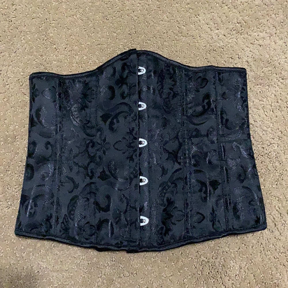 Alivila Y. Underbust Boned Black Corset